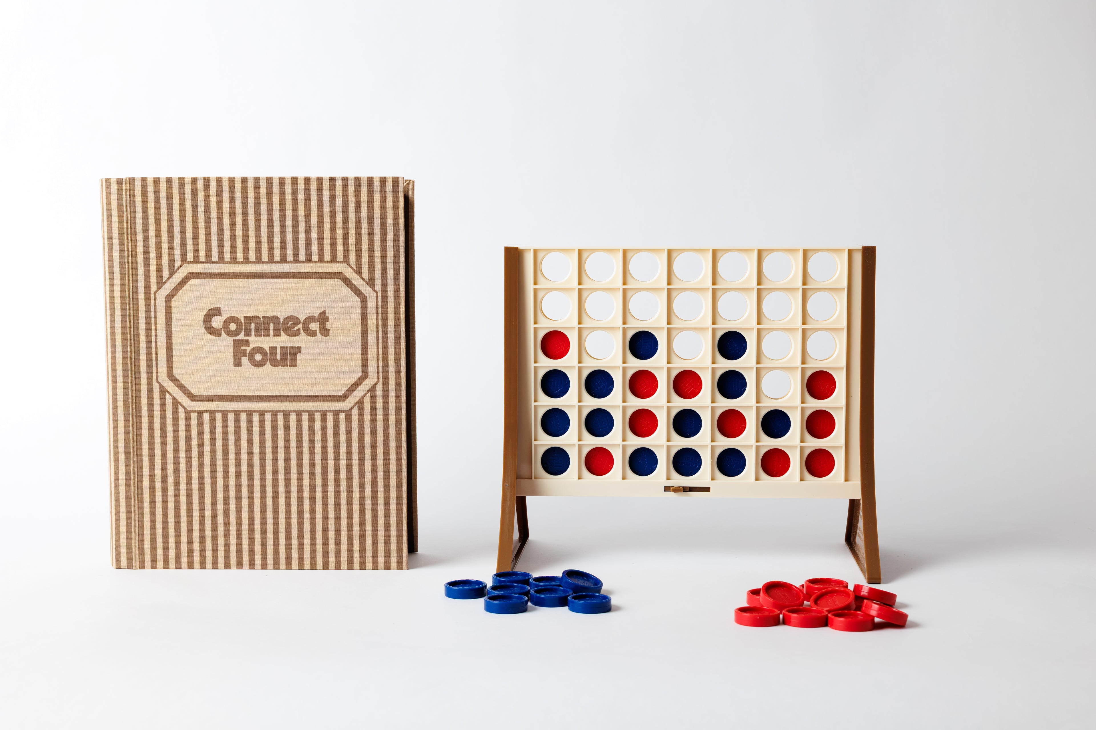 Connect Four Bookshelf Game