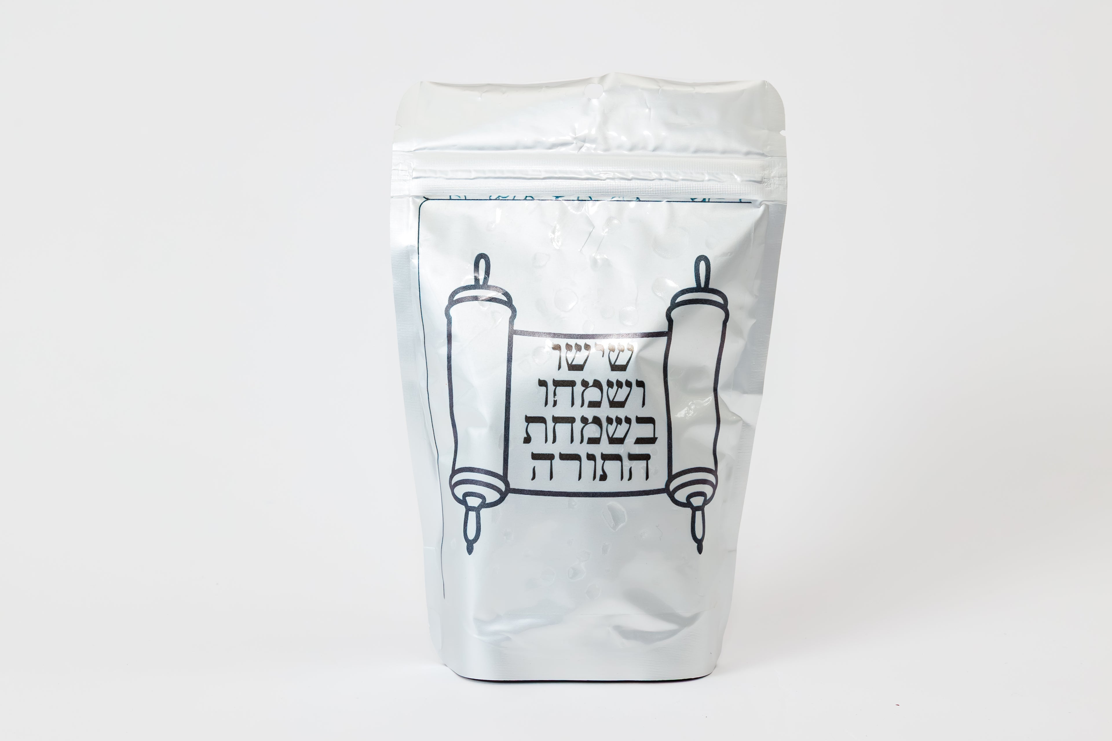 Hachnosas Sefer Torah Pekelach